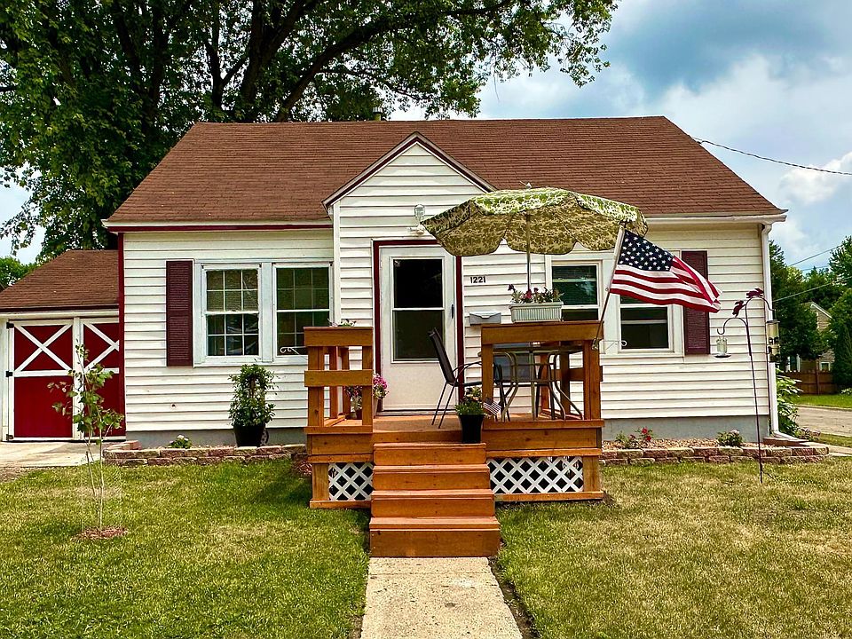 1221 Saint Joseph Ave, Albert Lea, MN 56007 Zillow