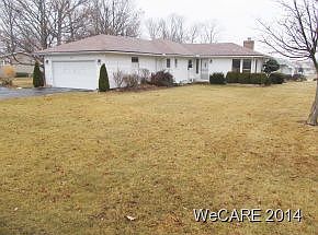 1st image of 300 Woodlawn Dr