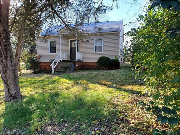 3rd image of 1724 Phillips Ave