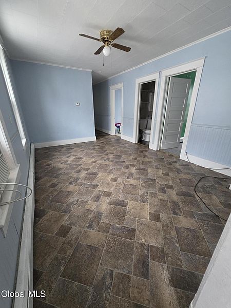 5th image of 26 Van Derveer Street
