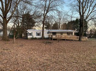 116 Hillcrest Dr, Greer, SC 29651
