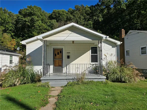 947 Hazel Ave, Ambridge, PA 15003