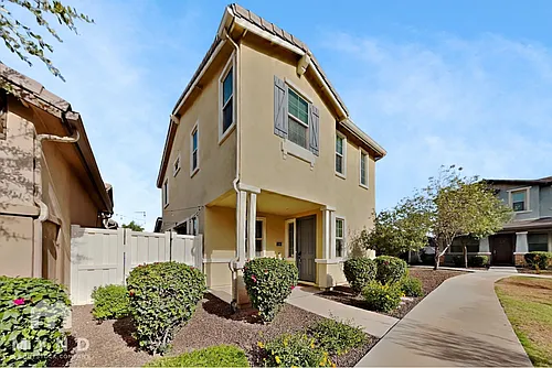 2245 S Wallrade Ln Photo 1