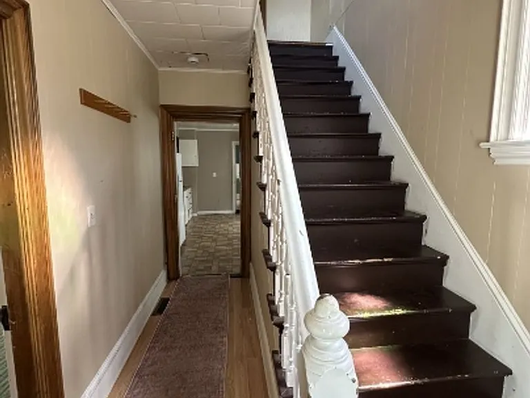 440 Main St — Photo 5