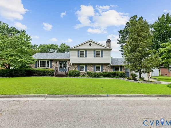 1017 Taylor Ln, Colonial Heights, VA 23834