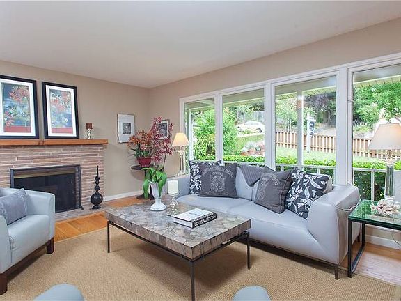 3rd image of 4187 Fruitvale Ave