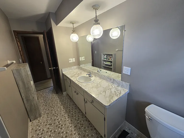 3477 S Kansas Ave — Photo 17