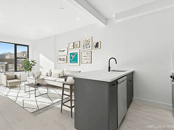 3rd image of 893 Knickerbocker Ave #3A