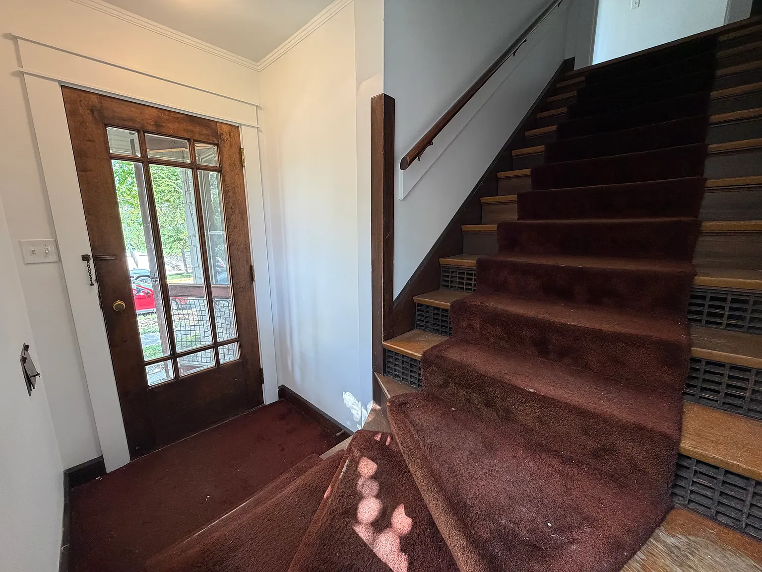 5 bed, 2500 sqft, $6,750 — Photo 4