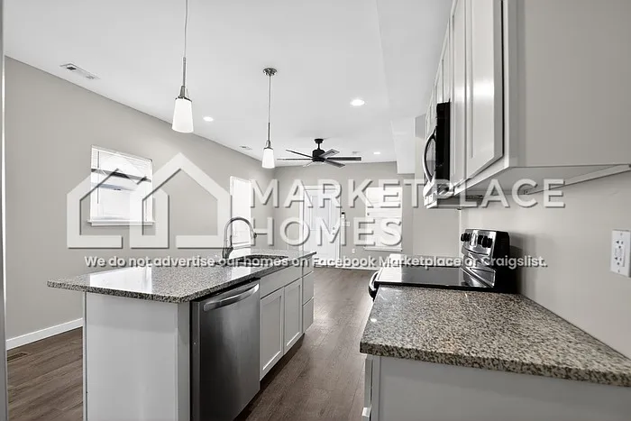 1013 N Harlan St — Photo 9