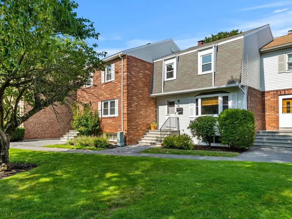 6 Loring Hills Ave Unit D3, Salem, MA 01970