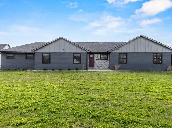 1765 Honor St, Neenah, WI 54956