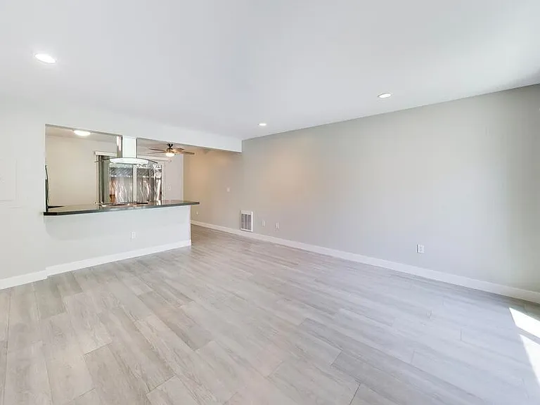 1662 Hollenbeck Ave #15 — Photo 7