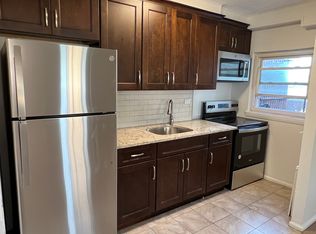 49 Troy Ln #1, Yonkers, NY 10701