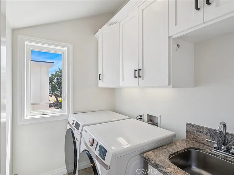 6111 Seashore Dr — Photo 31