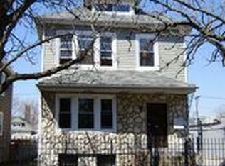 8700 S Saginaw Ave, Chicago, IL 60617