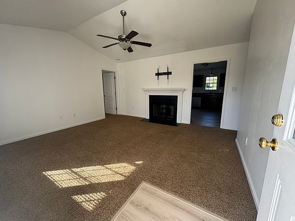 2nd image of 318 Murphy Dr