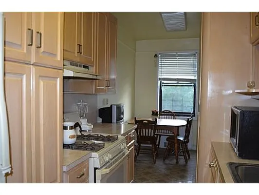 Sold by Keller Williams Realty Empire | media 15