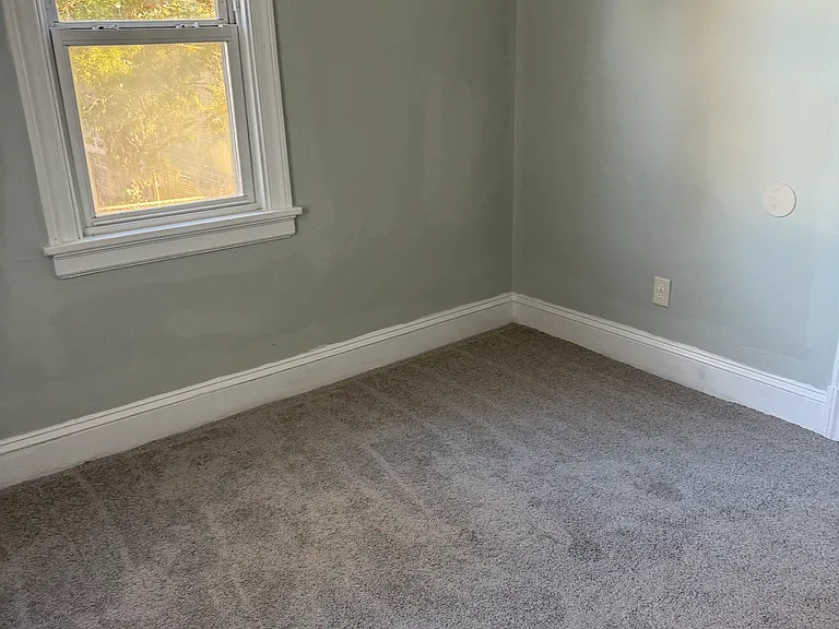 1410 Whatley St — Photo 10