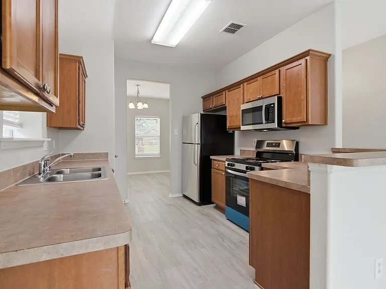 3804 Verde Dr — Photo 15