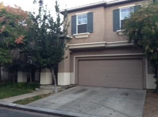 77 W Siena Ln, Clovis, CA 93619