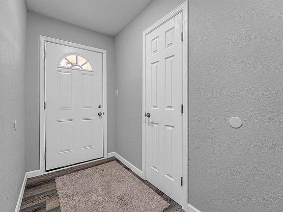 5th image of 18 NW 35th St