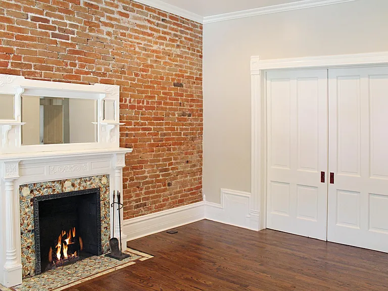 1547 N High St #2 — Photo 2