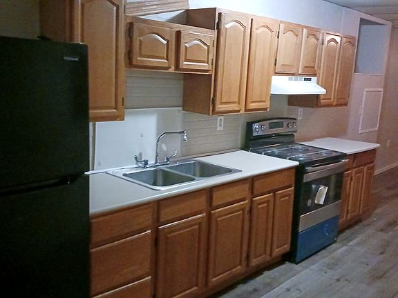 3rd image of 507 E Grand Ave #1