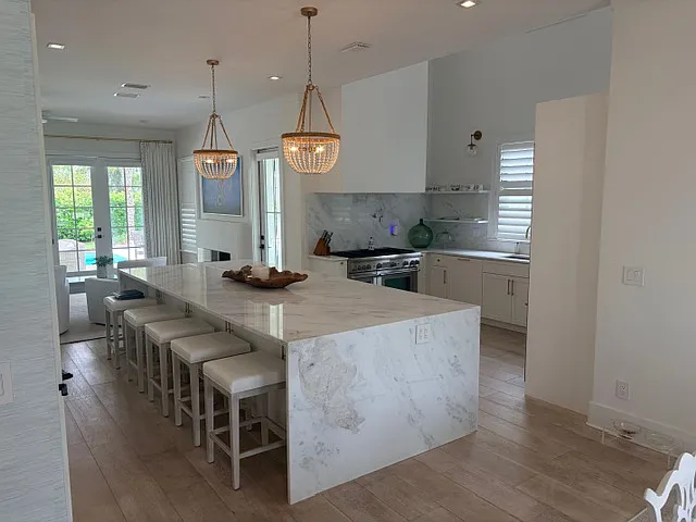 406 Yacht Club Ln — Photo 8
