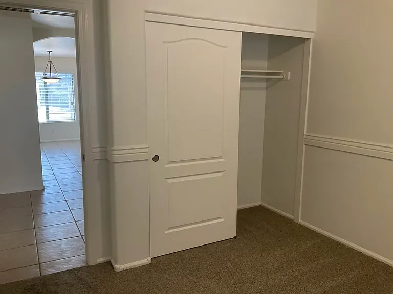 13172 W Port Royale Ln — Photo 7