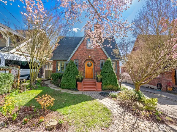 1315 NE 70th Street, Seattle, WA 98115