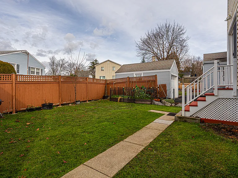 3 Highland Rd #B — Photo 25