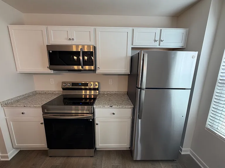 14711 Hancock Crest Way — Photo 8