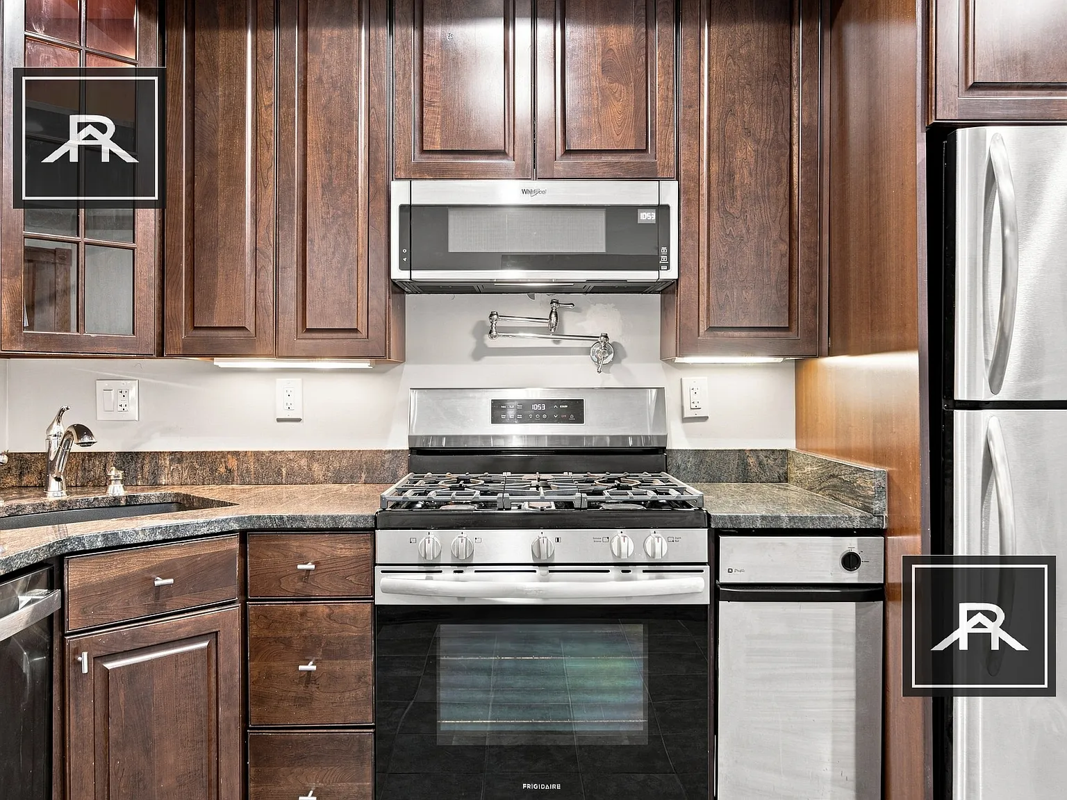 9 Strathmore Rd — Photo 3