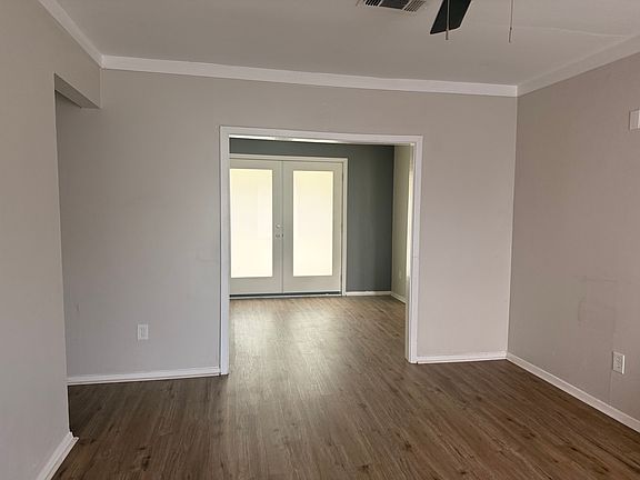 3rd image of 8706 Elbert Cir