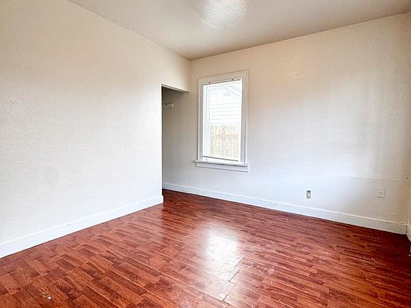 4th image of 3950 La Branch St SE