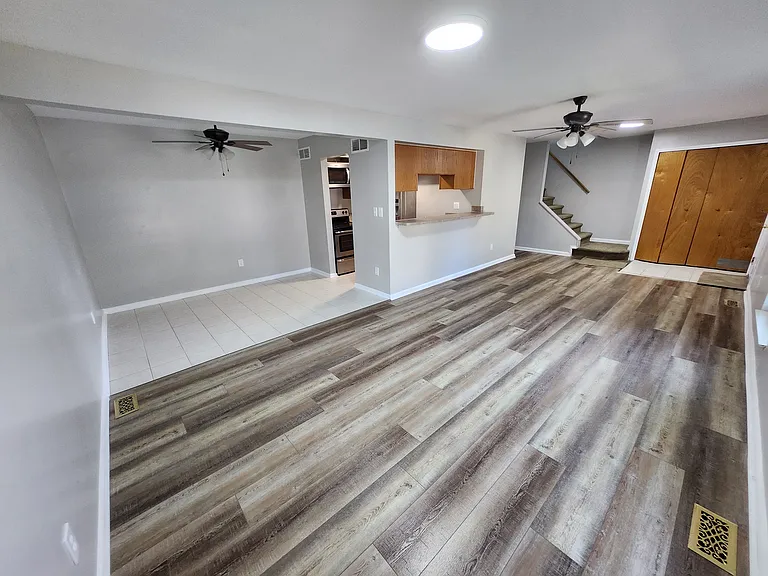 28306 Greenbriar Way — Photo 9
