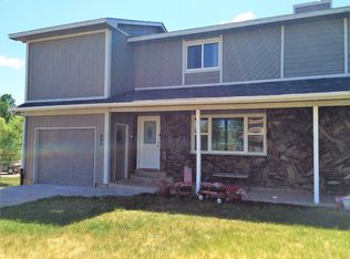 806 Trails Cir, Gillette, WY 82718