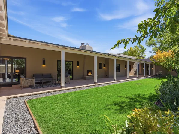 717 Acequia Madre, Santa Fe, NM 87505