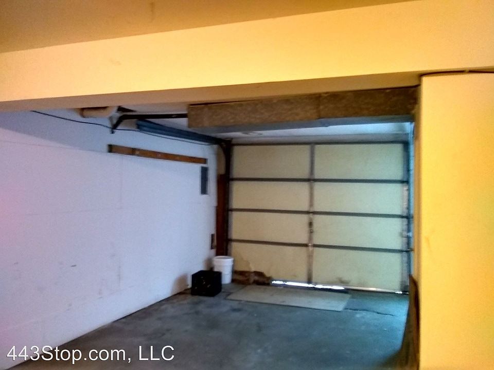 2nd image of 2600 Jacobs Pl APT 10