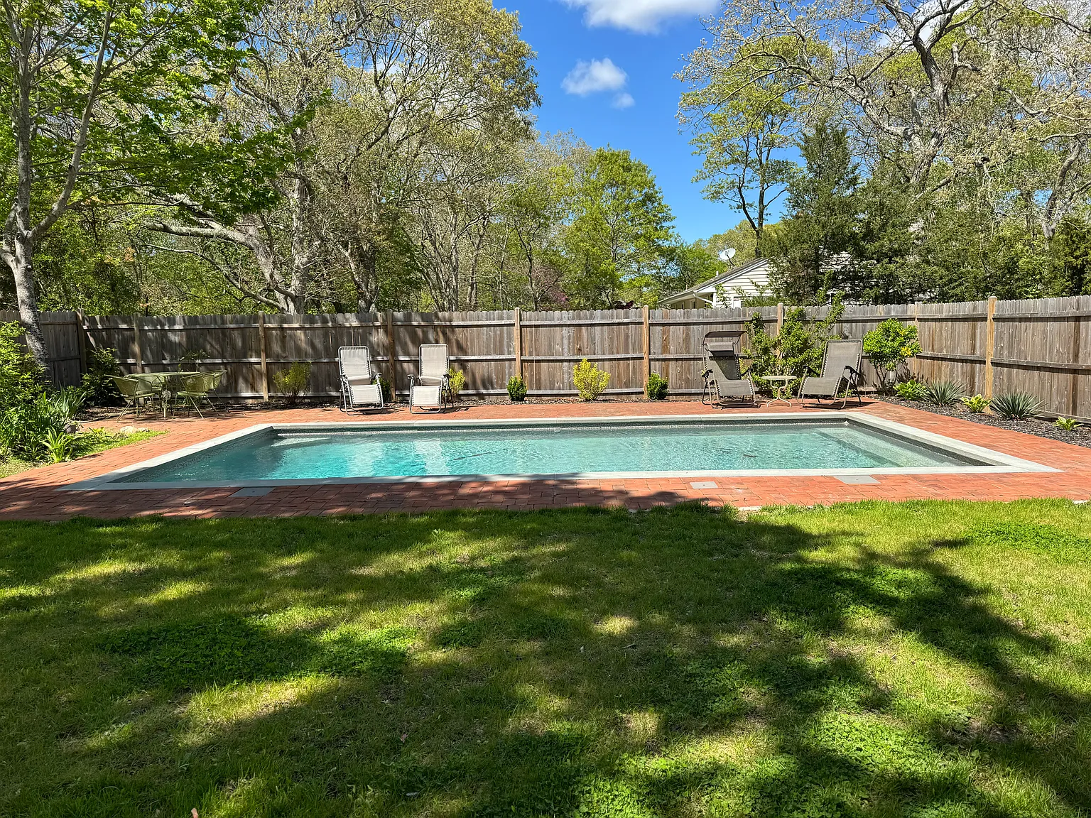 Westhampton with Heated pool and Hot tub — Photo 3