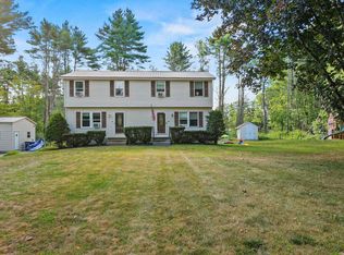 18 Trailside Dr #B, Danville, NH 03819