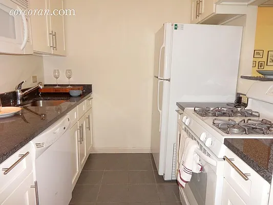 Rented by Corcoran | media 6