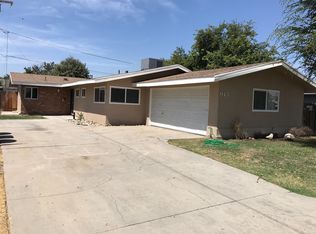 943 Cinnamon Dr, Lemoore, CA 93245