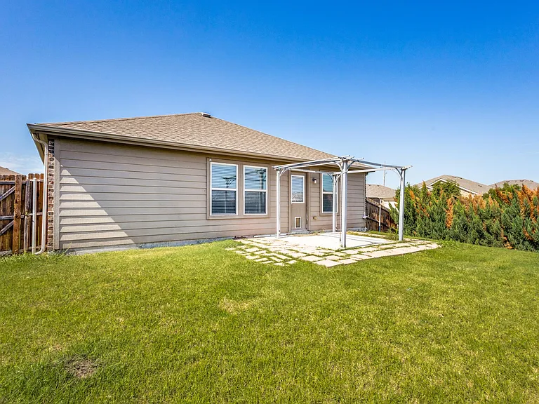 1101 Rainer Dr — Photo 24