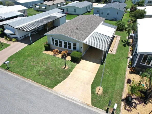 809 Oleander Cir, Barefoot Bay, FL 32976