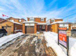 1302 Ferncliff Cir, Pickering, ON L1X 1W7
