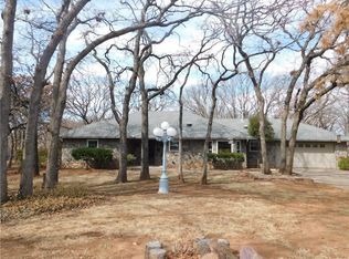 602 Ridgecrest Dr, Guthrie, OK 73044