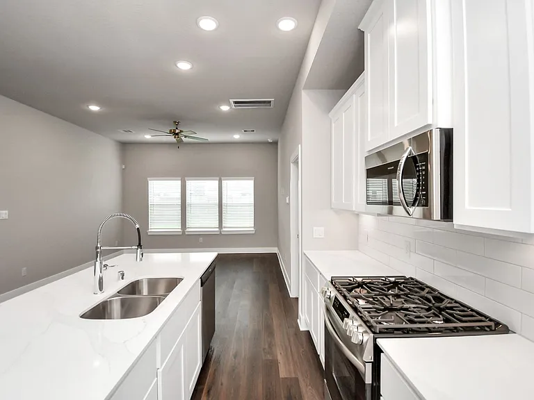 10614 Wildflower View Dr — Photo 28