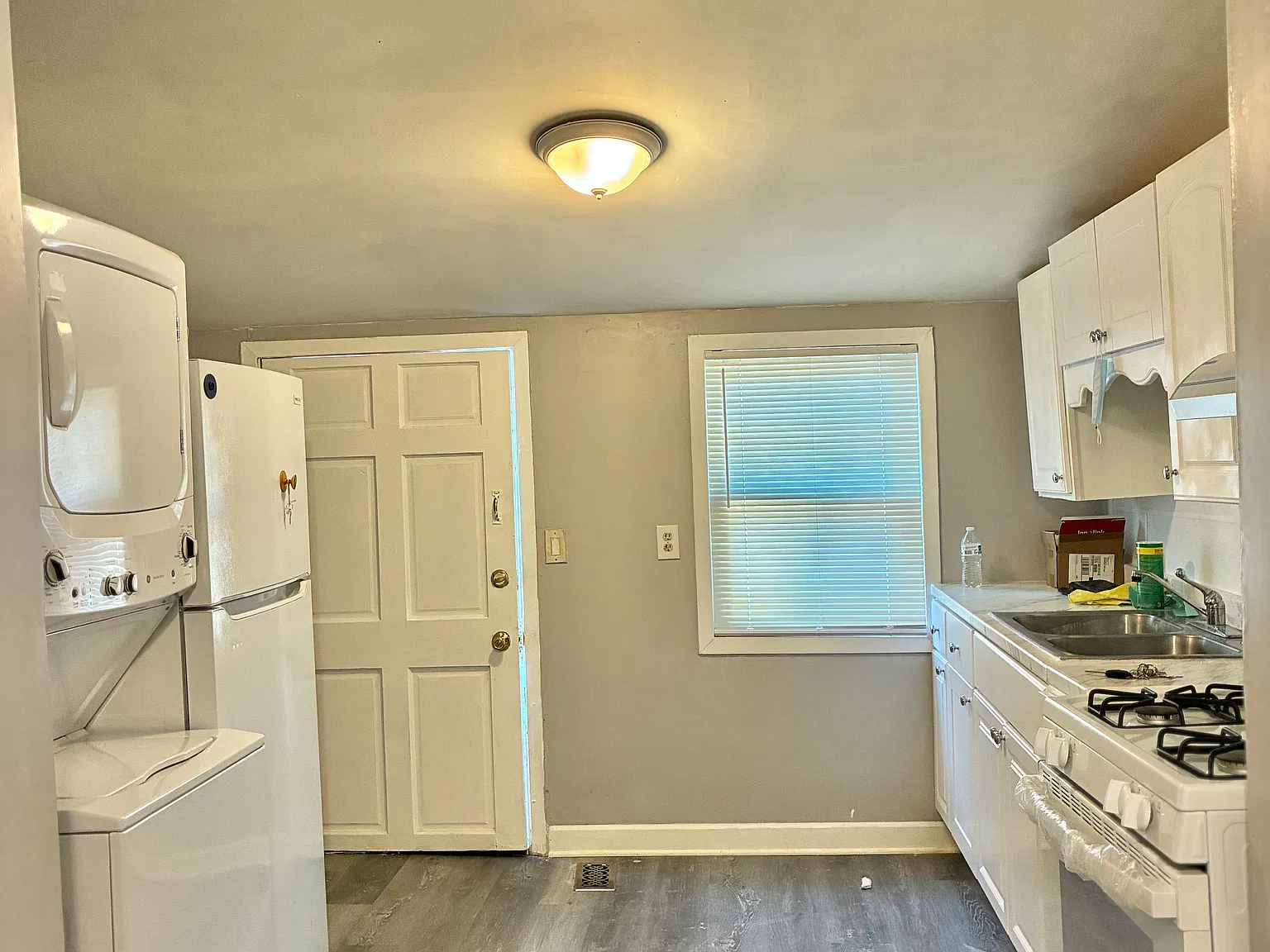 2 bed, 1.5 bath, 672 sqft, $1,500 — Photo 4